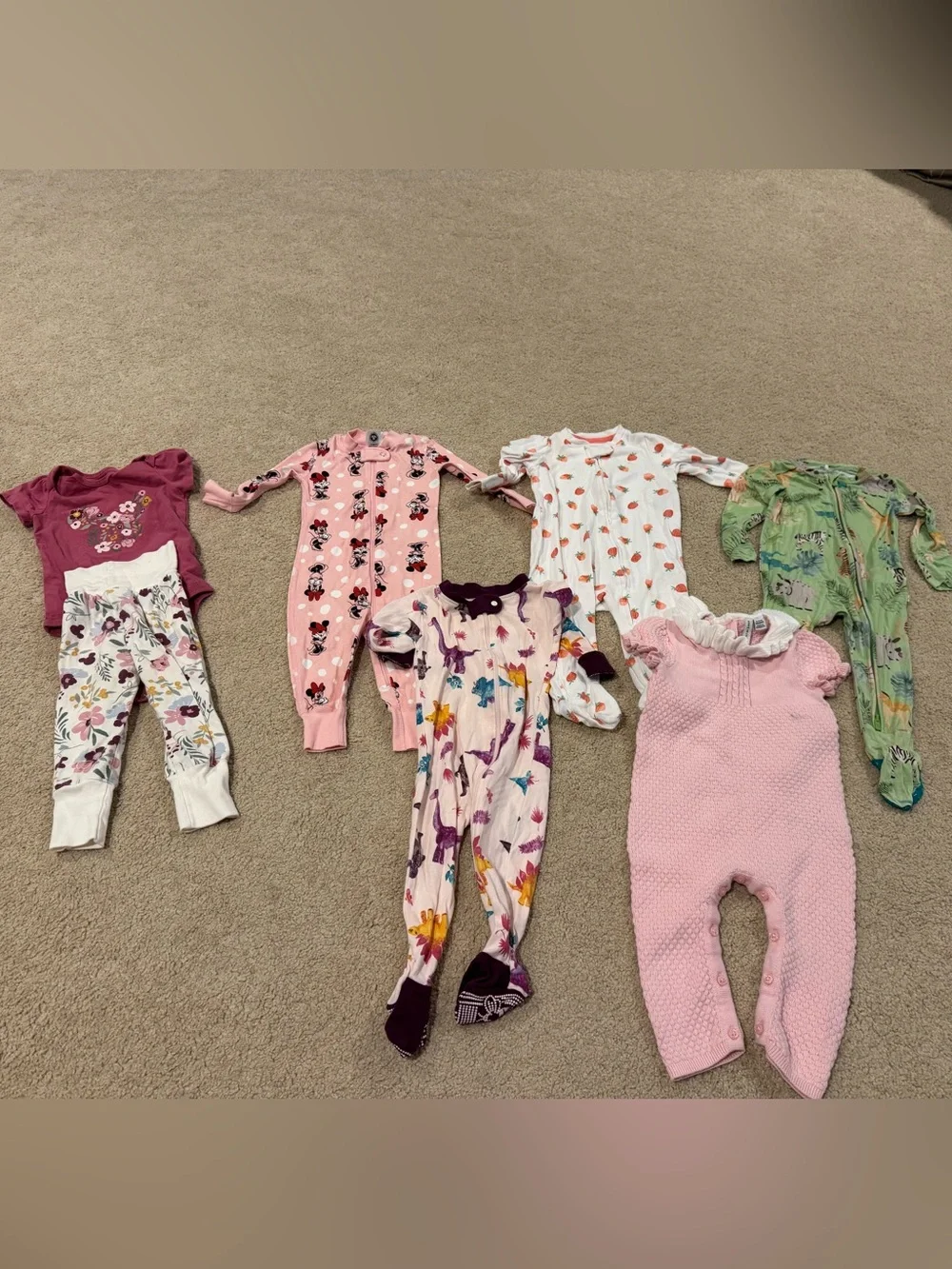 Baby clothes lot 6-12 months